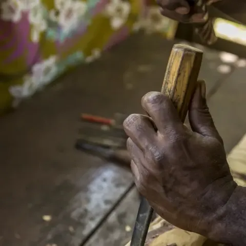 Sculpteur kanak